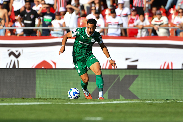 3000万欧转会巴萨一年就被卖，20岁罗克回巴甲8场8球正名！